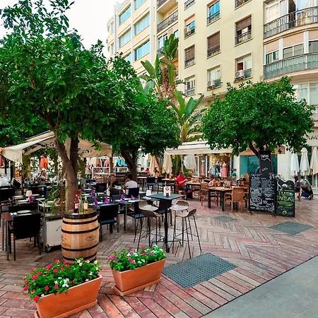 Genteel Plaza De Flores Apartment *